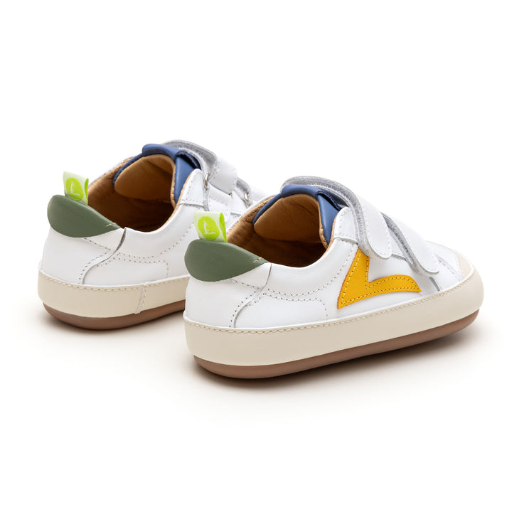 Hopper Sneakers